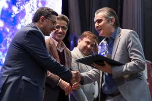 آقای نادر قاسمی؛ حسابدار نمونهٔ دانشگاه علوم پزشکی تهران