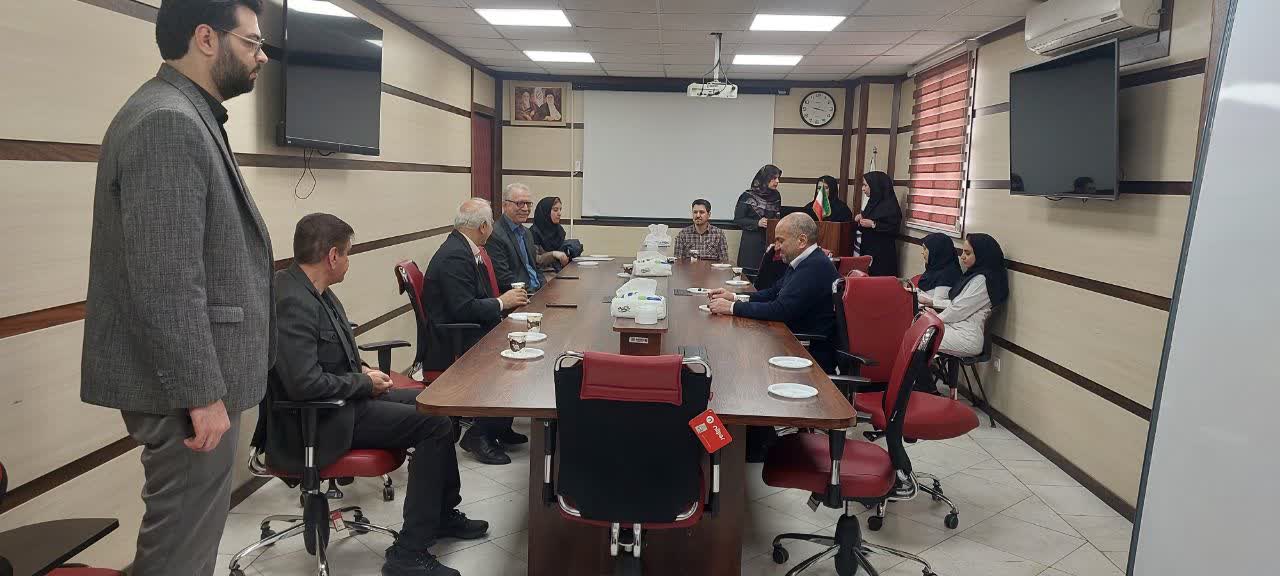 مراسمی جهت درگذشت پدر آقای دکتر مصطفی هادئی در سالن شورای گروه مهندسی بهداشت محیط برگزار گردید.