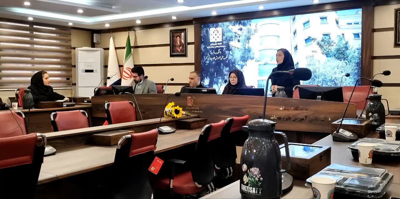 جلسه دفاع از پایان نامه افروز محمد دوست جهت دریافت درجه کارشناسی ارشد رشته قارچ شناسی پزشکی